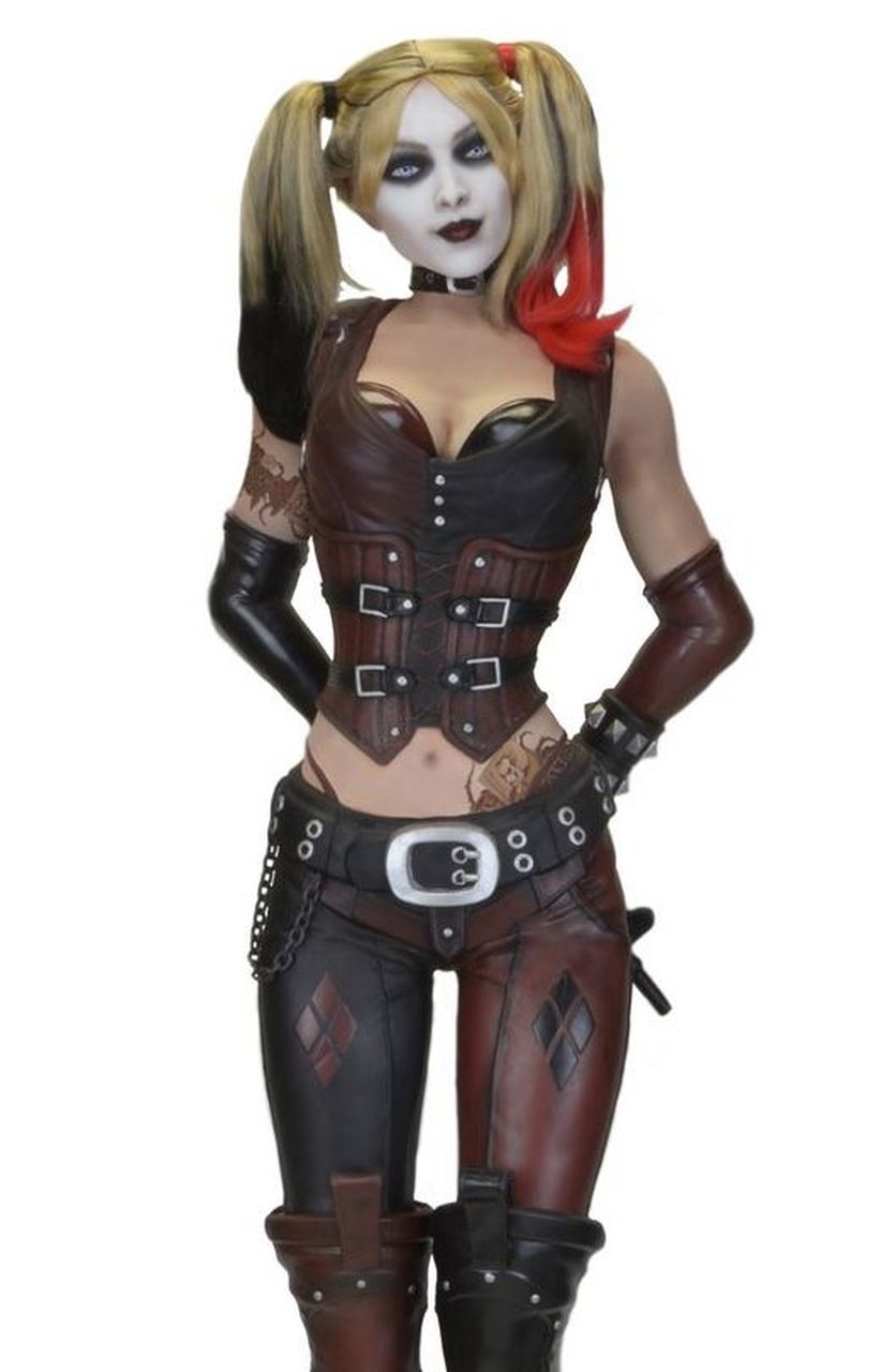 Life Size Harley Quinn | Galaxy Games LLC